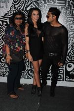 Amy Jackson, Prateik Babbar at Jack Daniel Rollingstone Rock Awards in Mehboob on 24th Feb 2012 (319).JPG